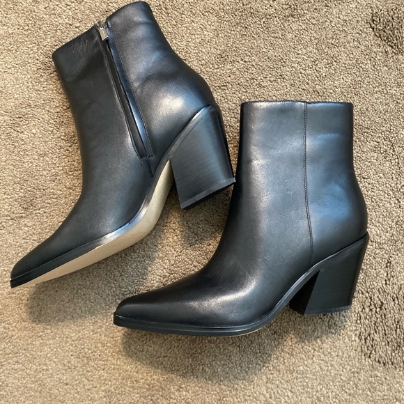 Calvin Klein Shoes - Calvin Klein Women's Black Leather Boots
💥New w/o Original Box